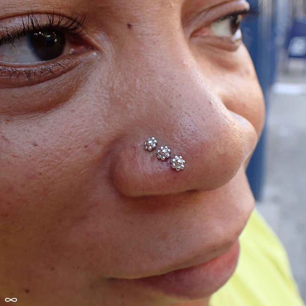 Bead Flower Cluster Press-fit End in Gold from BVLA - Image 6