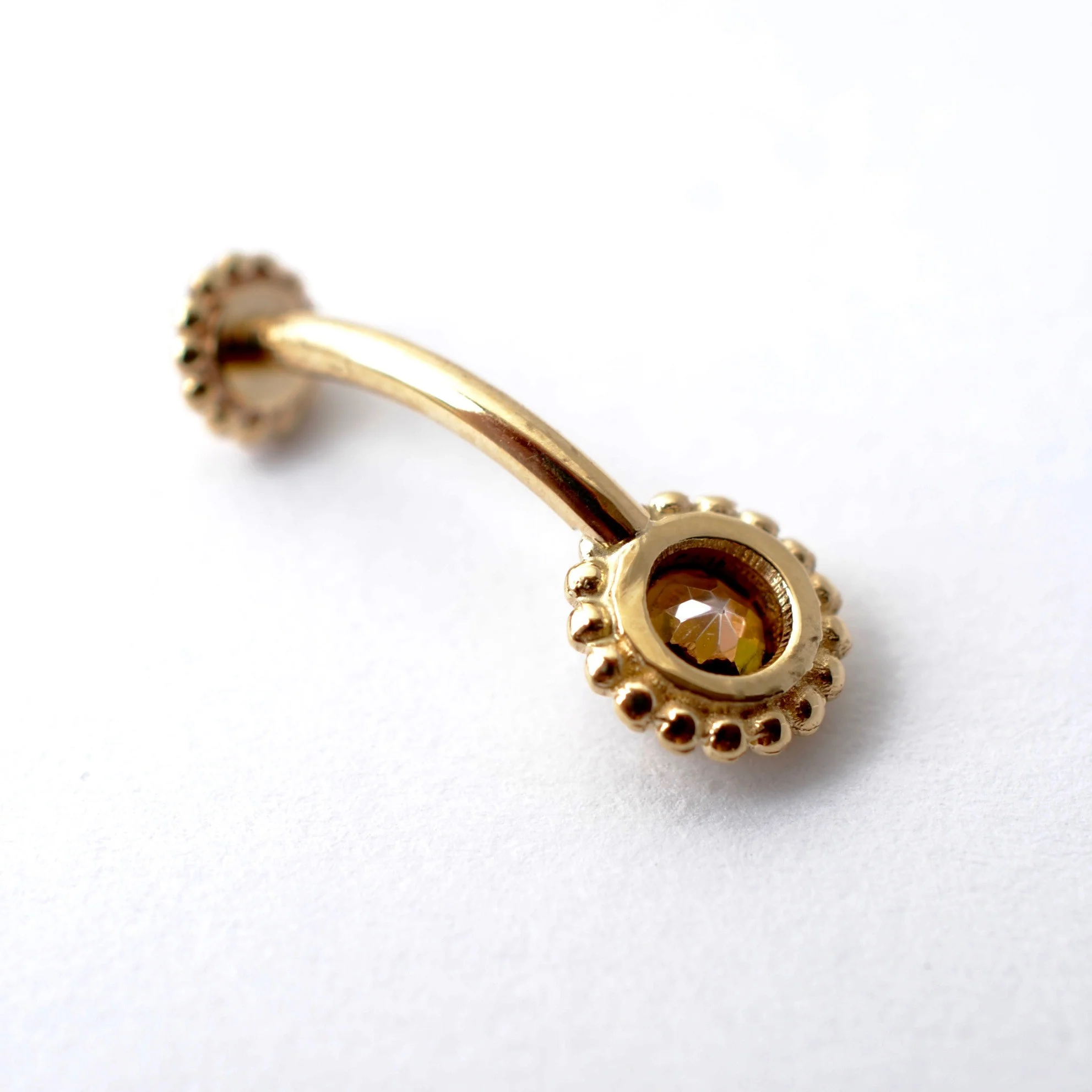 Beaded Choctaw Navel Curve in Gold with Anastasia Topaz from BVLA - Image 3
