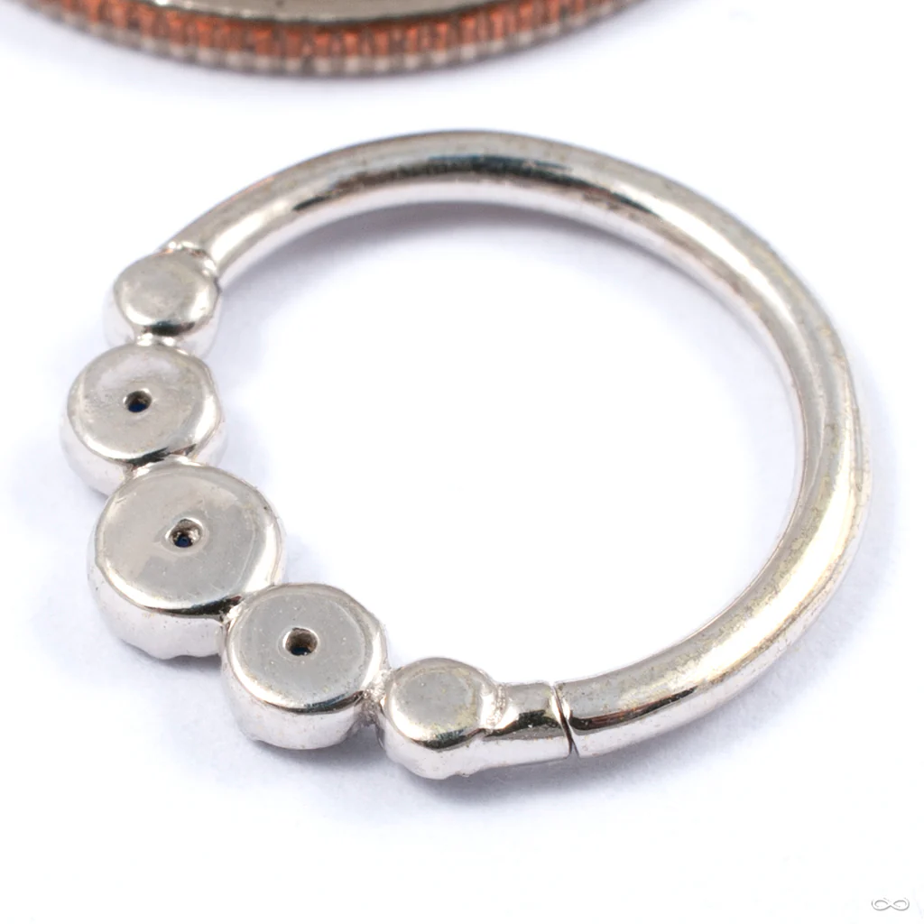 Beloved Seam Ring in Gold from Tawapa - Image 3