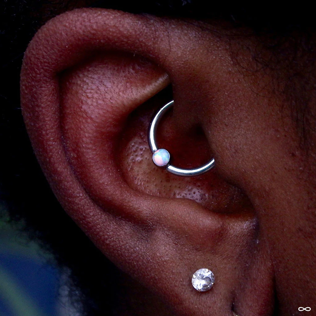 Captive Gem Bead in Titanium from Industrial Strength - Image 22