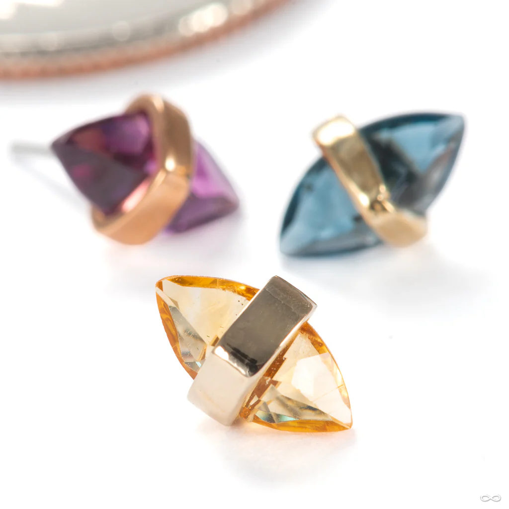 Crystalized Press-fit End in Gold from Pupil Hall