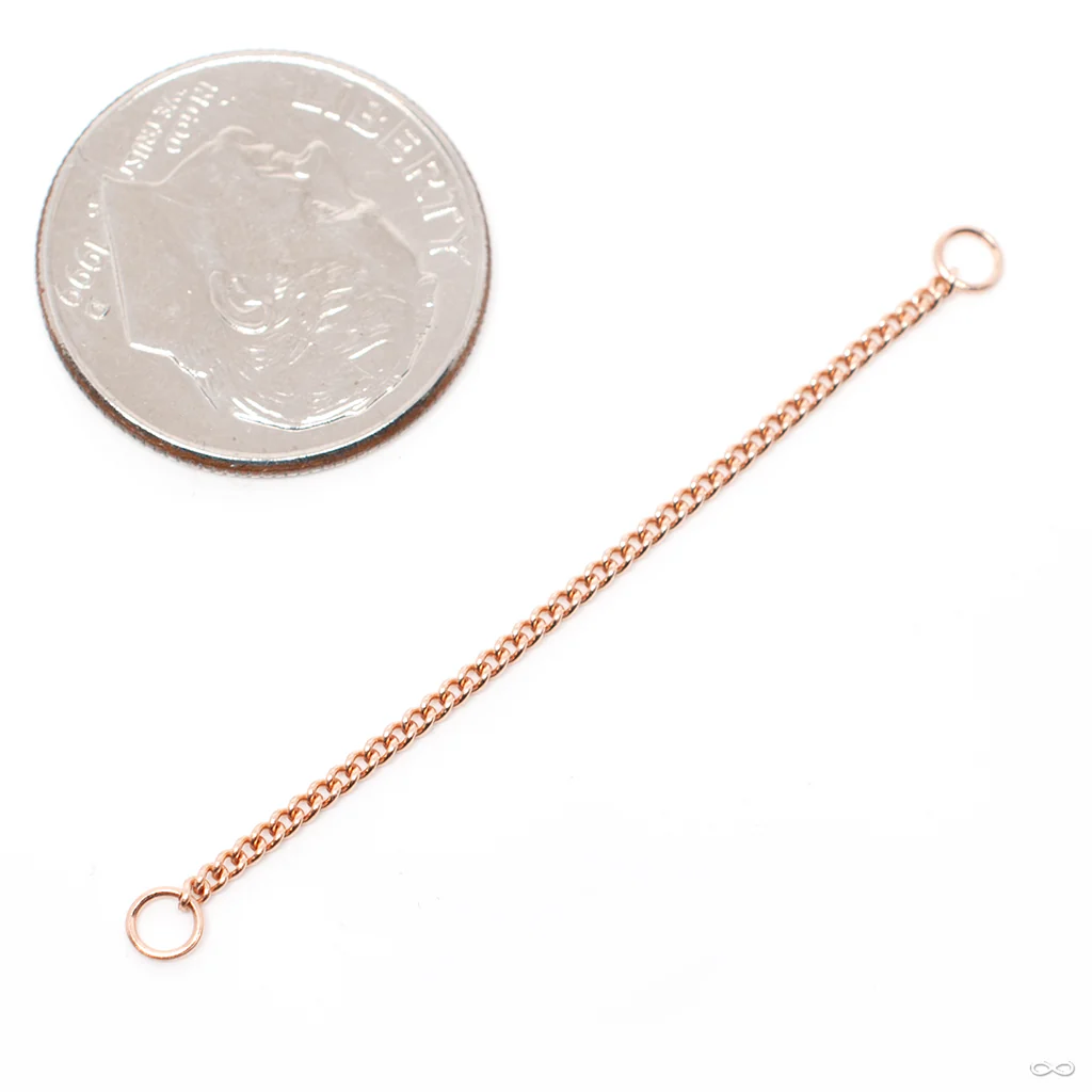 Curb Chain in Gold from Hialeah - Image 2