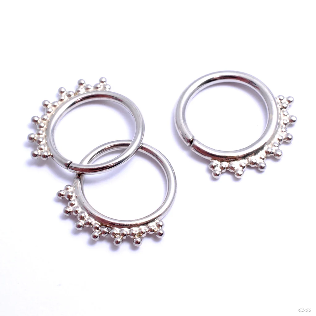 Jenna Seam Ring in Gold from Scylla - Image 4