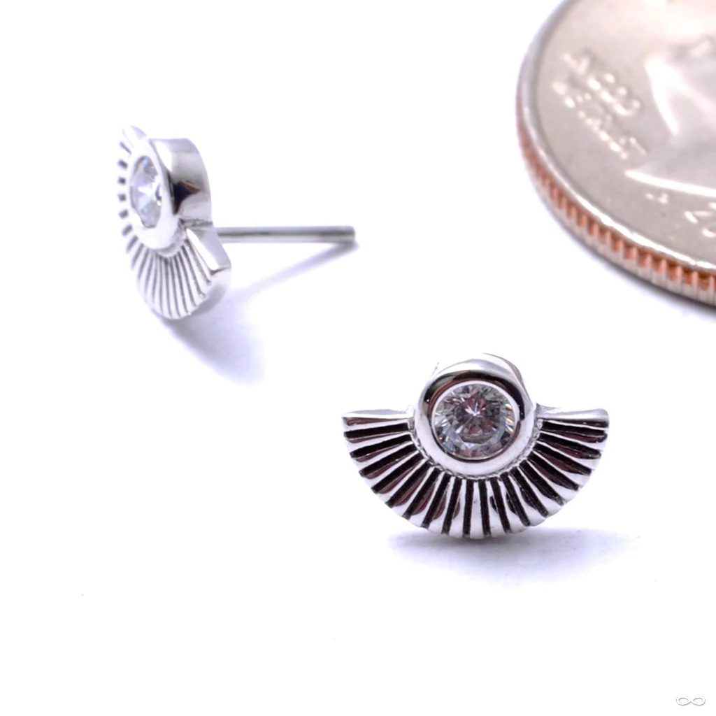 Kahlo Press-fit End in Gold from Buddha Jewelry - Image 3