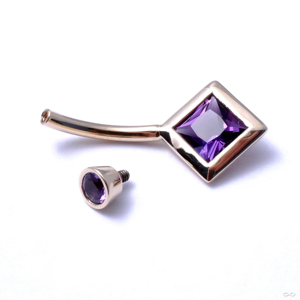 Princess-cut Navel Curve in Yellow Gold with Amethyst from BVLA - Image 3