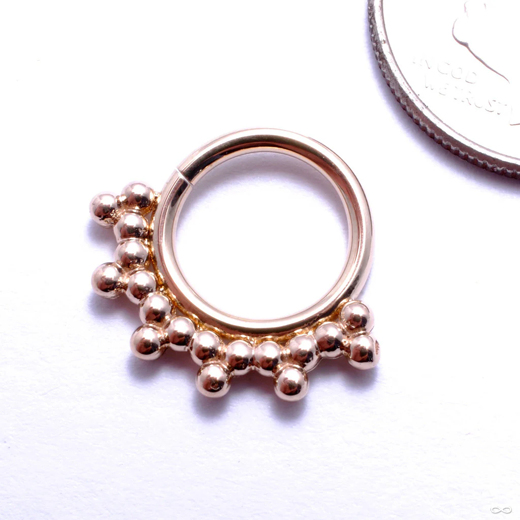 Sabrina Seam Ring in Gold from Anatometal - Image 2