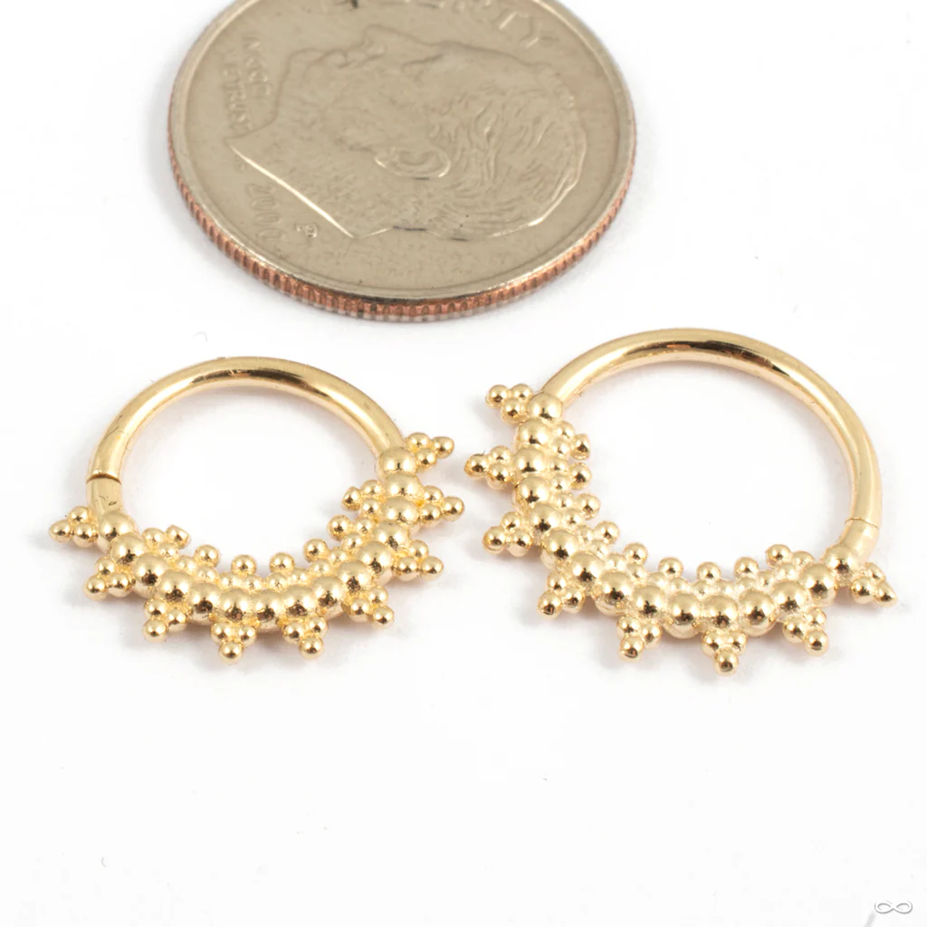 Sol Seam Ring in Gold from Tawapa - Image 4